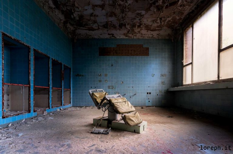 Blue theatre hospital. Urbex: abandoned military Russian hospital in Germany