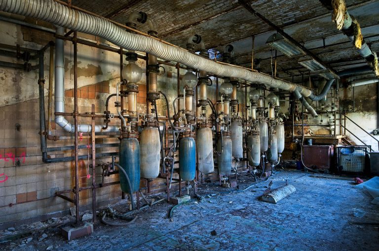 veb chemie: abandoned chemical plant, lost places germany