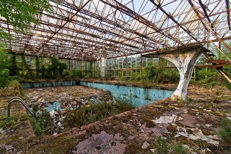Urbex. Abandoned swimming pool in Italy