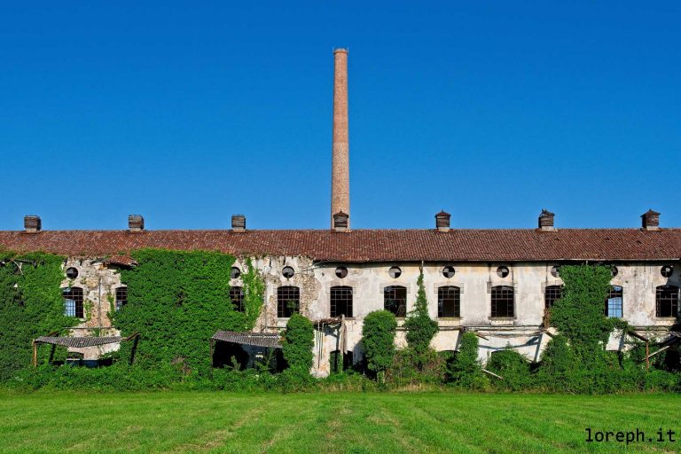 Former textile factory: Ex Filanda Il Barco Collalto a Susegana