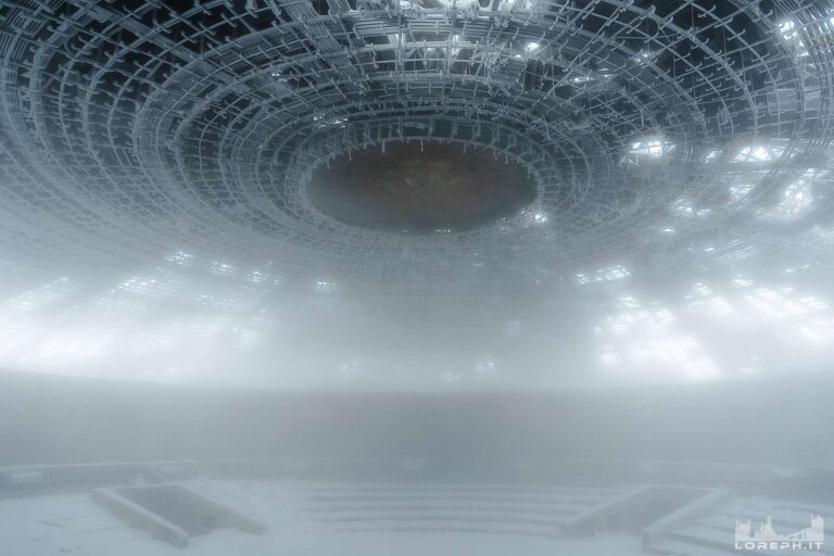 Buzludzha bulgaria urbex